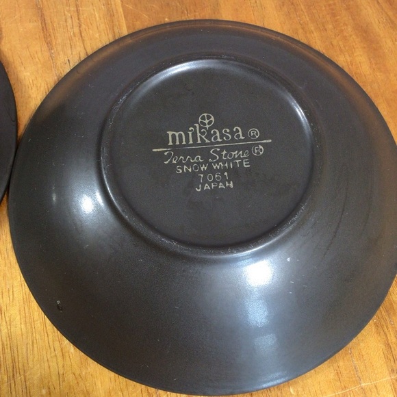 Vintage Mikasa Snow White 7061 Terra Stone Fruit/Dessert Bowls - Set of 2 - Picture 4 of 5